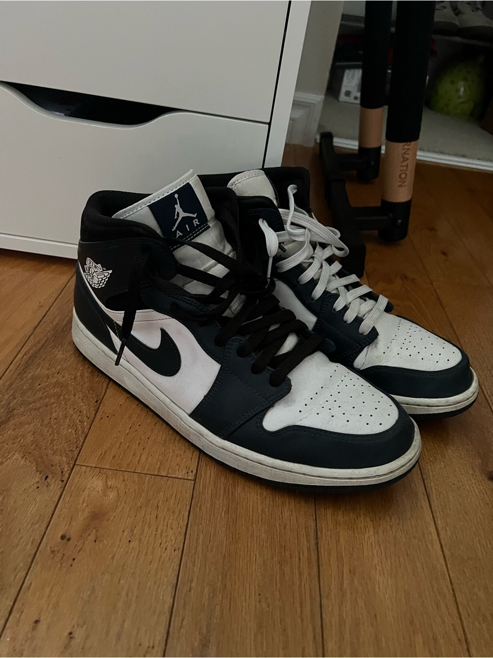 Nike Air Jordan 1 Mid Navy/White Men's Sneakers